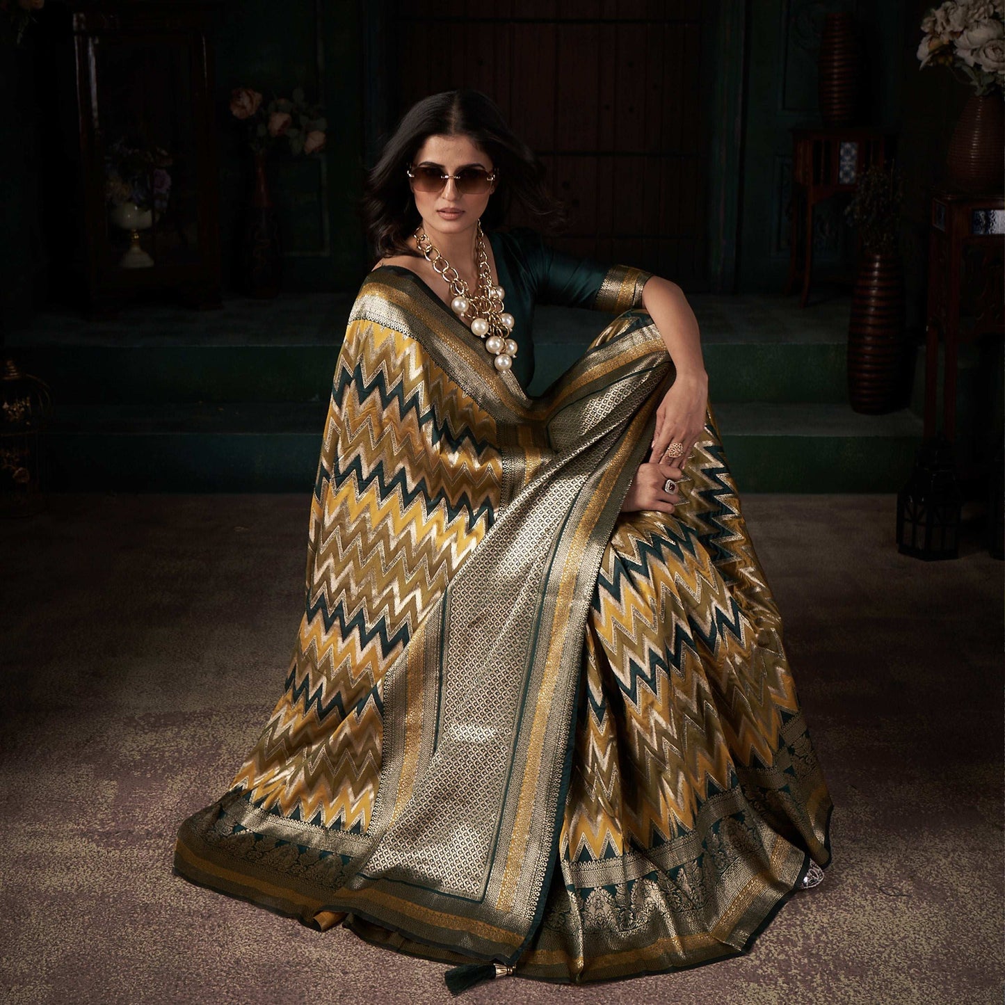 JMS_Studio Kanjivaram Silk Saree In Rich Gold Zig Zag Pattern