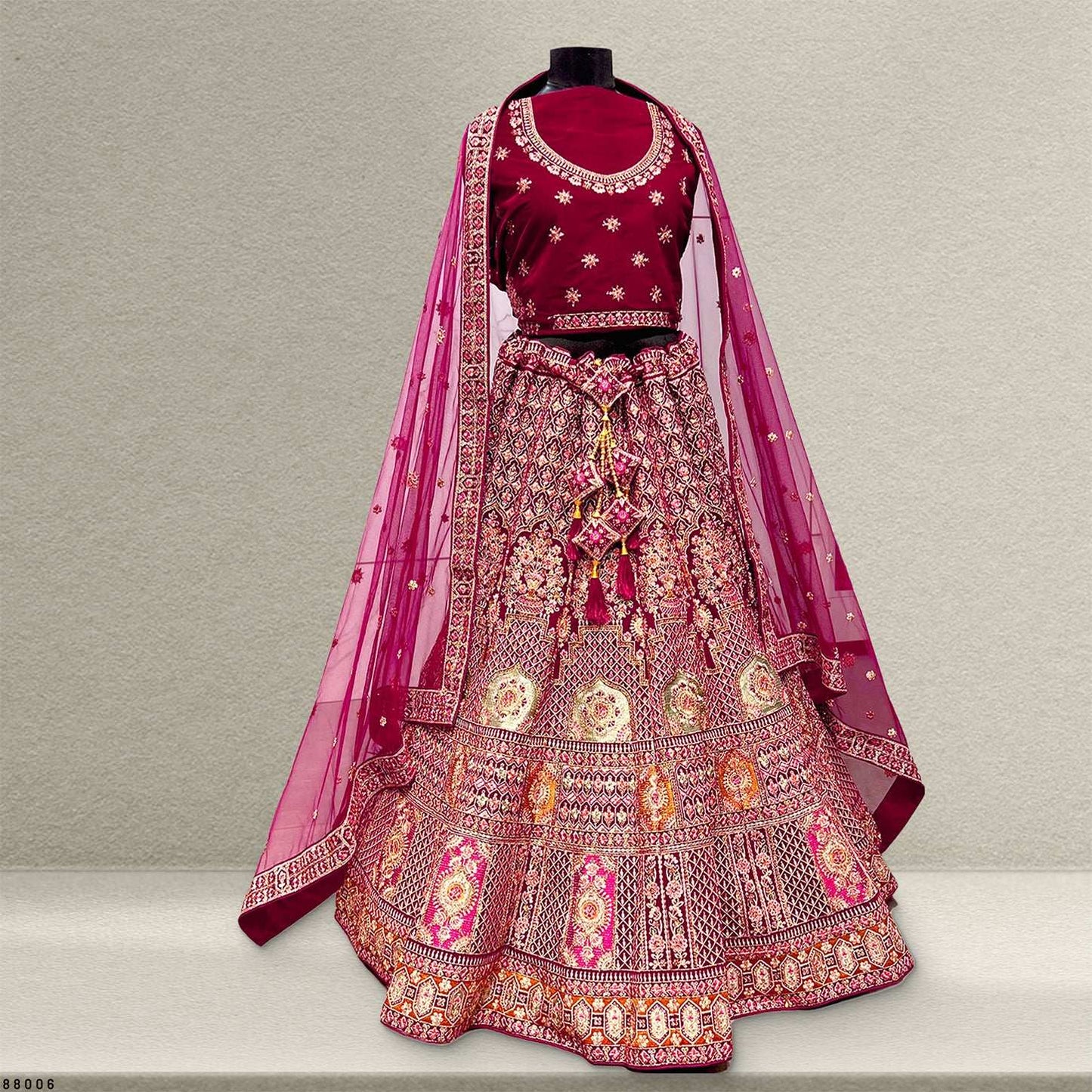 Pagfera : Rani Pink Velvet 9000 Bridal Lehenga