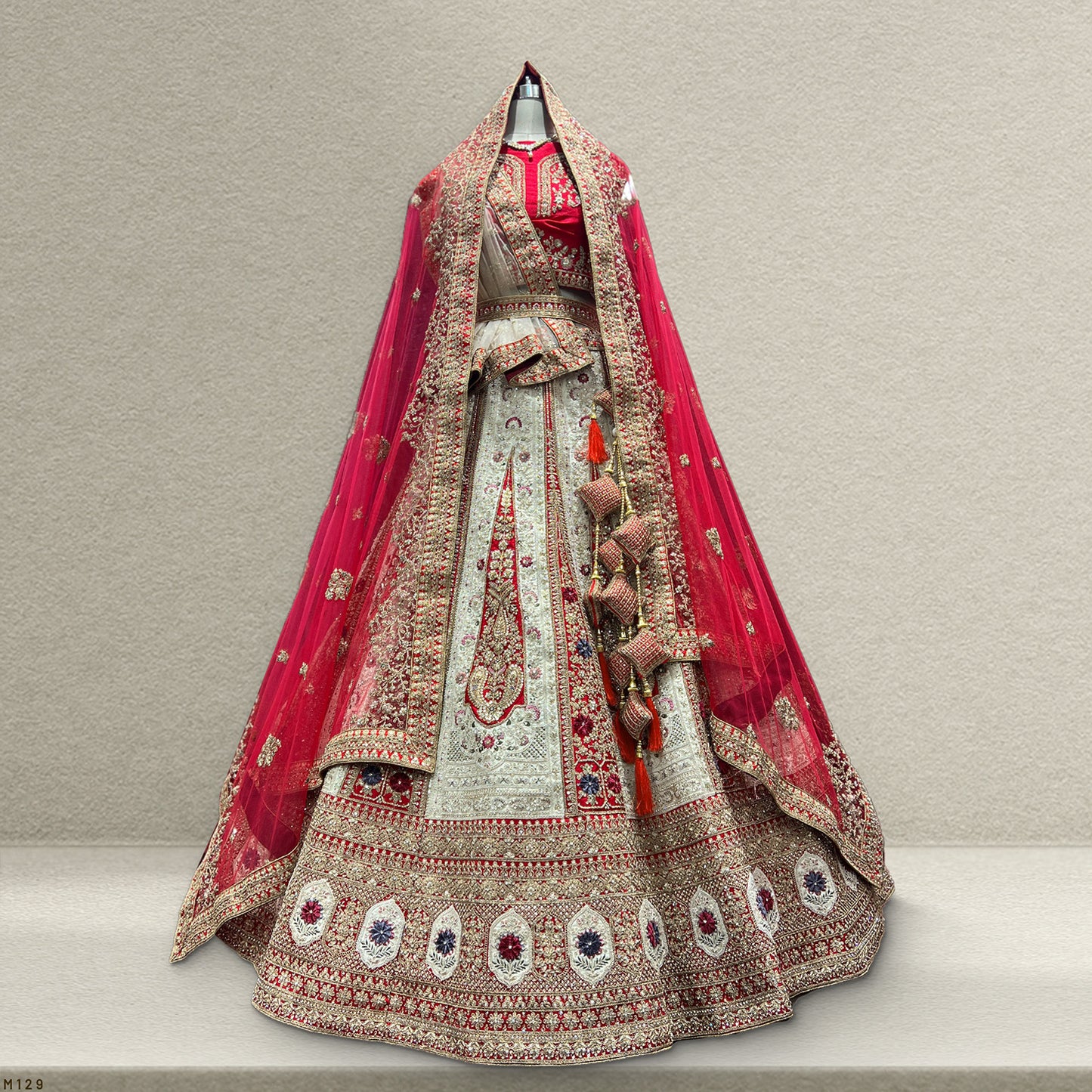 Dulhan in Panetar Lehenga : Celebrity-Inspired Royal Baggi Collection - JMS Studio