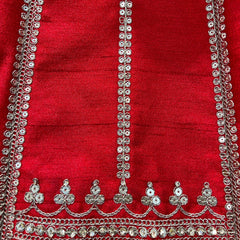 Dulhan in Red Lehenga Elegance: Celebrity-Inspired Royal Baggi Collection