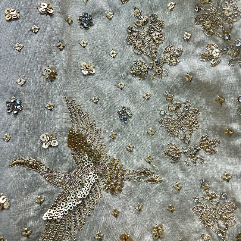 Dulhan in Panetar Lehenga : Celebrity-Inspired Royal Baggi Collection