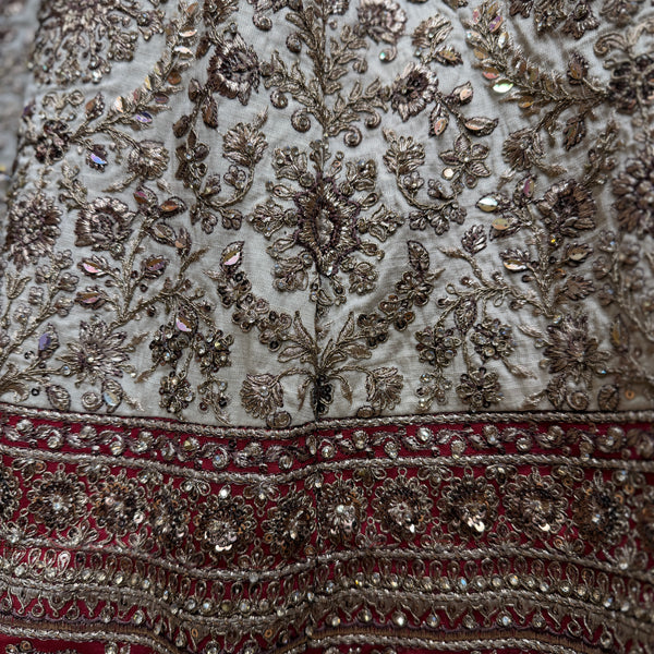 Royal Baggi: Ivory Panetar Zari Stone Work Bridal Lehenga