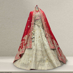 Dulhan in Panetar Lehenga : Celebrity-Inspired Royal Baggi Collection