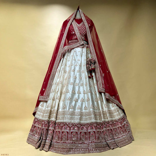 Dulhan in Panetar Lehenga : Cutdana Beads Handwork Off-White Red Bridal Lehenga