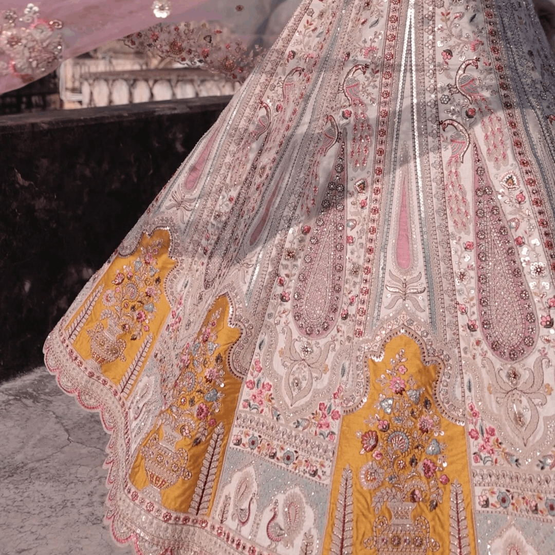 Royal Baggi - The Modern White Bridal lehenga JMS Studio {{ Royal Red Bridal Lehenga}}