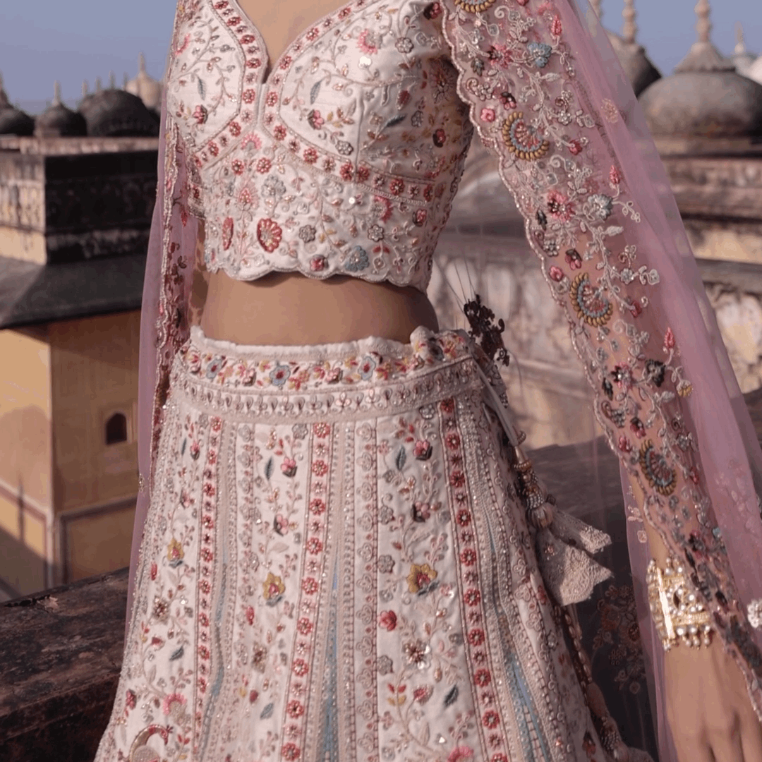 Royal Baggi - The Modern White Bridal lehenga JMS Studio {{ Royal Red Bridal Lehenga}}